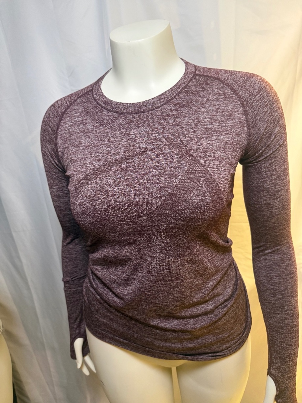 CRZ Yoga Long Sleeve Performance Top Size Medium Maroon Heathered Athletic Shirt